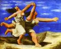 ПИКАССО, Пабло. Женщины, бегущие по пляжу. 1922 г. 