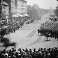 БРЭДИ, Мэттью. Парад Победы в гражданской войне на Пенсильвания-авеню, Вашингтон, округ Колумбия. 1865 г. 