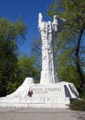 ЗЕМЛА, Густав. Памятник битве под Монте-Кассино. 2007 г. 