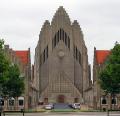 ЙЕНСЕН-КЛИНТ, Педер. Церковь Грундтвига в Копенгагене. 1913, строит. 1921-1940 гг. 