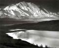 АДАМС, Энсел. Гора Мак-Кинли и озеро Чудес. 1946 г. 