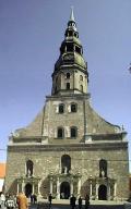 БИНДЕНШУ, Рупертс. Церковь Св. Петера в Риге (фасад и башня, 1689-1694 гг.)  Латвия. 
