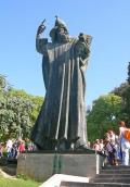 МЕШТРОВИЧ, Иван. Gregory of Nin Statue by Golden Gate of Diocletian Palace. 1929 г. 
